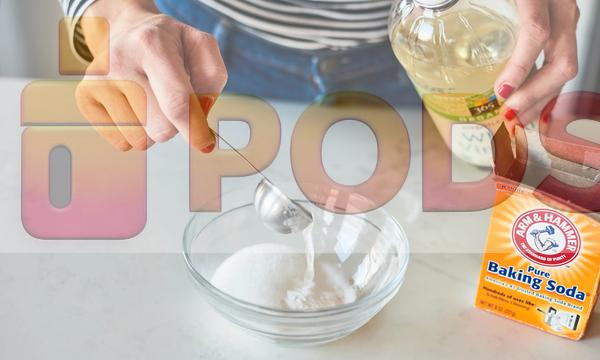 Pha loãng giấm và baking soda khi vệ sinh coil